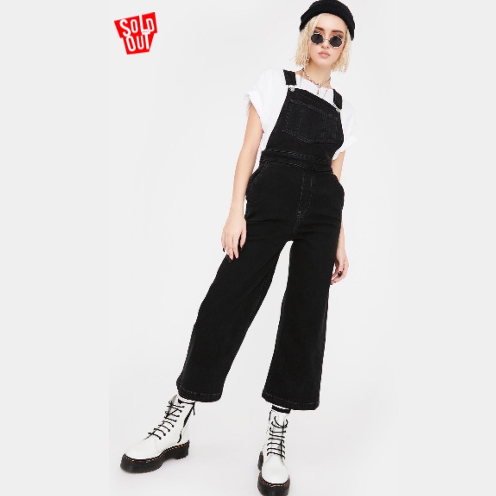 Levi’s Ribcage Wide Leg Cropped Overall